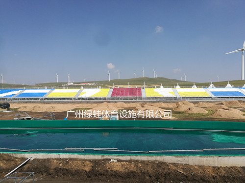 輝騰錫勒草原國(guó)際馬術(shù)演藝小鎮(zhèn)看臺(tái)