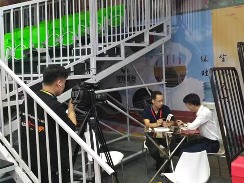 綠蛙看臺亮相2017年第35屆上海體博會(huì)