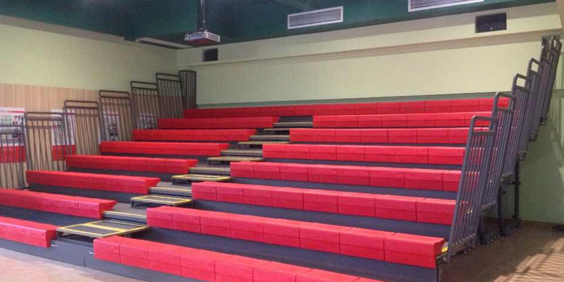 株洲亞太幼兒園平靠背伸縮看臺(tái)安裝完工