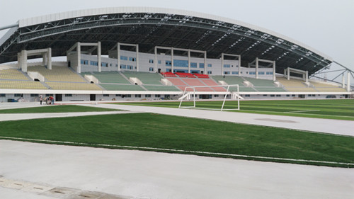 田陽縣體育中心體育館體育場看臺系統(tǒng)安裝完畢