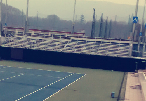 緊隨國外先進理念,中國網球學院采用綠蛙室外鋁制看臺