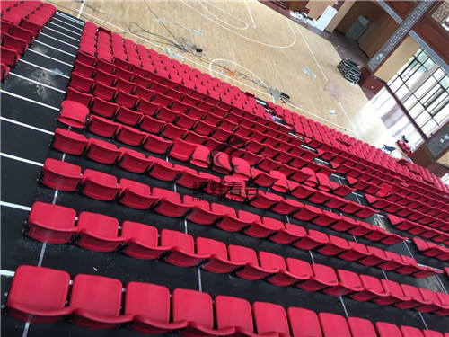 湛江市北大附屬實驗學校16層伸縮看臺