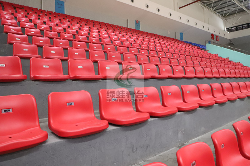 衡東奧體中心體育館看臺座椅