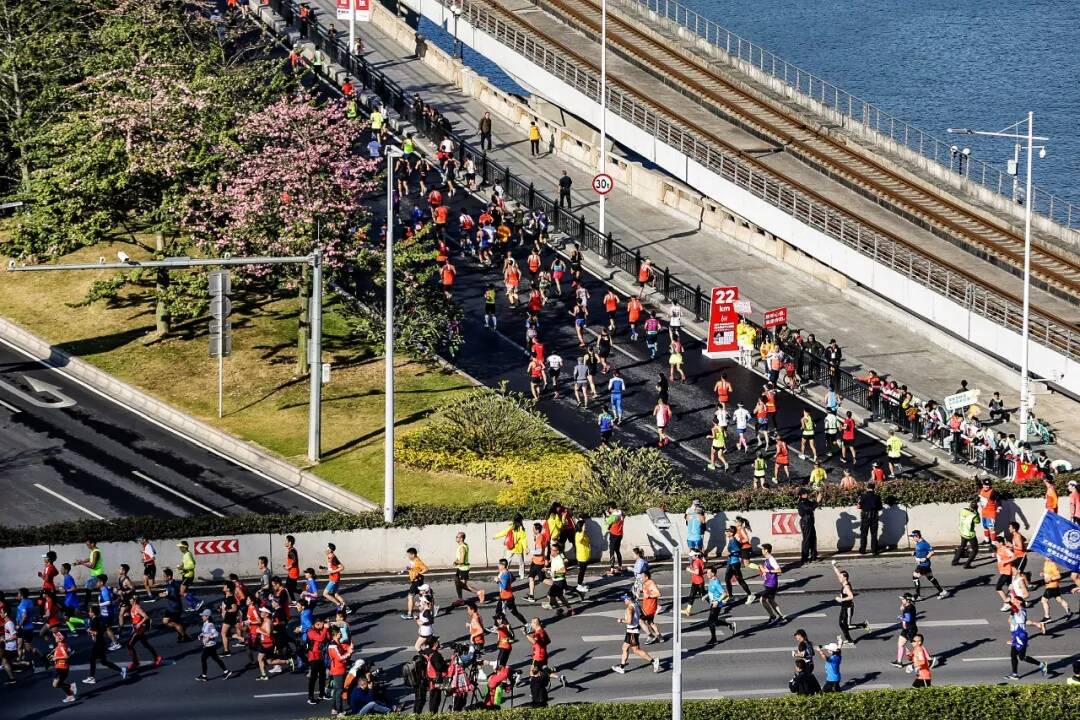 綠蛙看臺與2019廣州馬拉松賽攜手并進