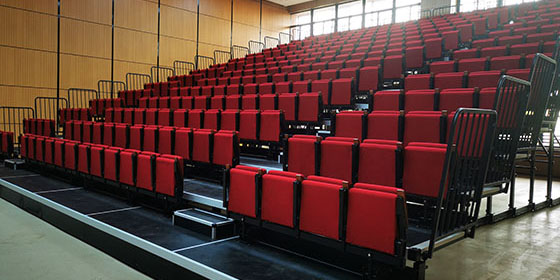 常見體育場館及田徑場看臺椅的分類及特點！