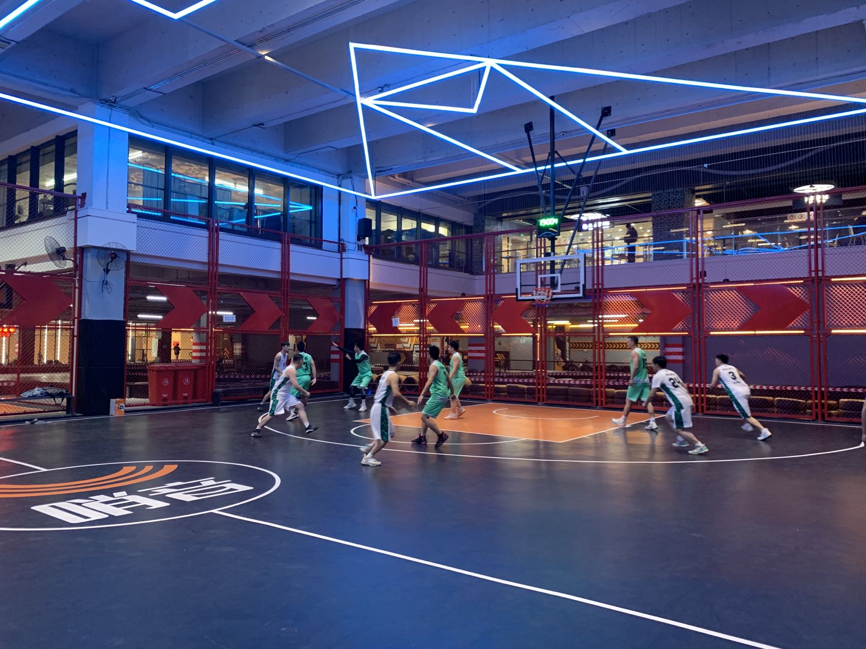 “ 綠蛙看臺VS旺座椅業”籃球交流賽