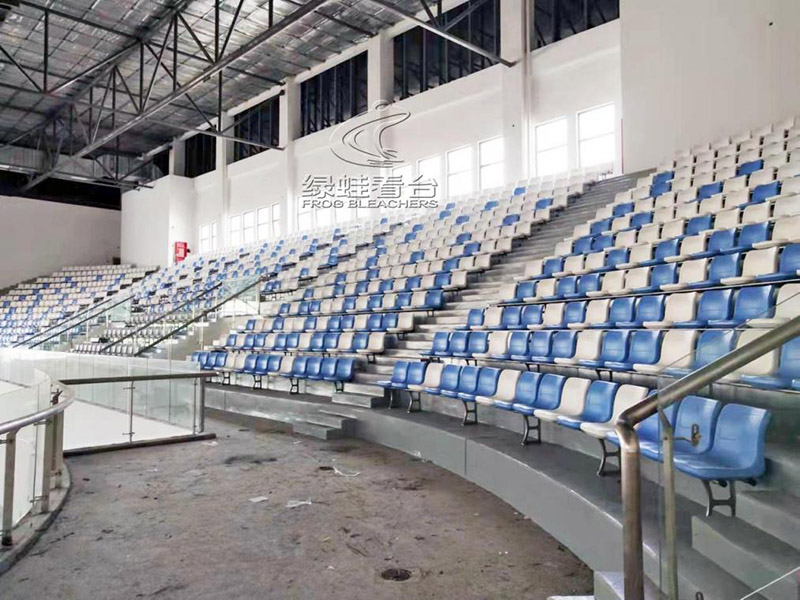 廣東金融學院清遠校區體育館設計固定看臺座椅