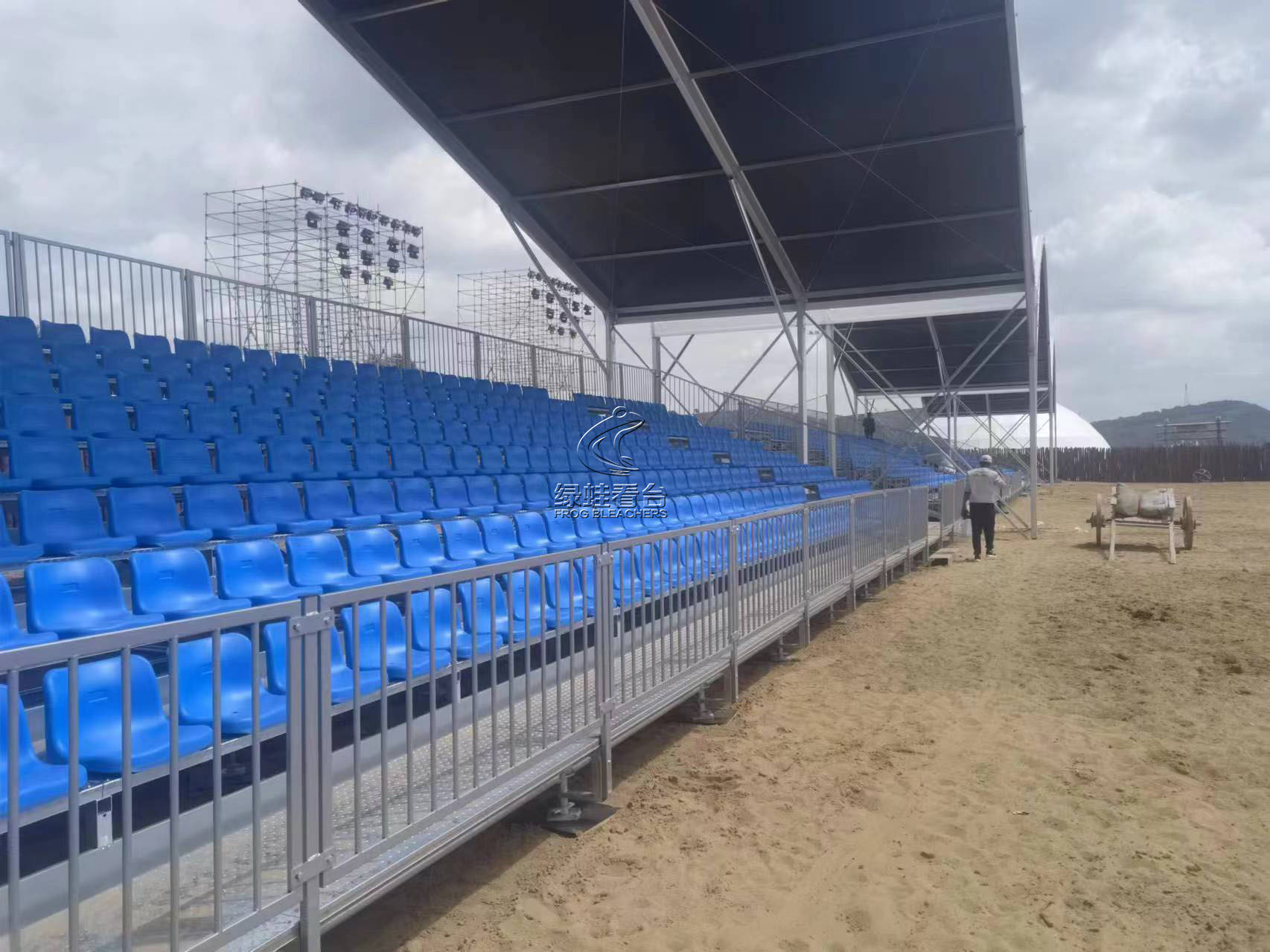 錫林郭勒草原景區(qū)看臺座椅項(xiàng)目