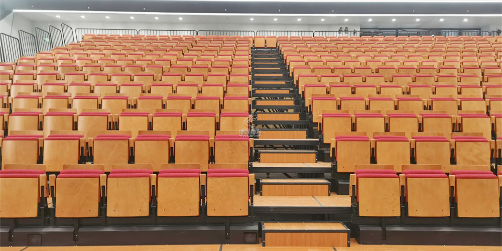 伸縮看臺座椅的“機械骨骼”：驅動系統、軌道材質與安全保障全解析